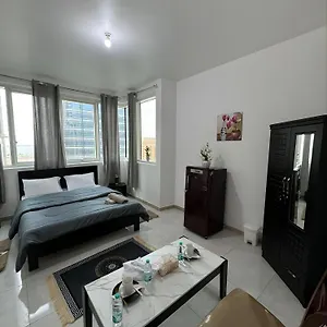 Corniche Street - Extremely Unique Abu Dhabi